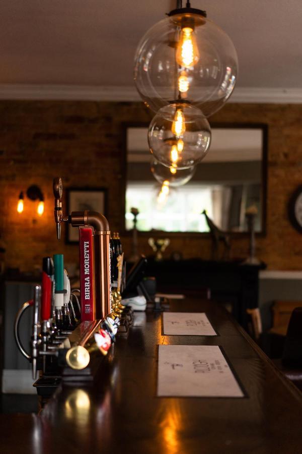The Plough Itchen Abbas Hotel Winchester Eksteriør billede